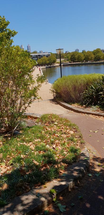 Superb 2 BR East Perth Riverside Apartment Location Comfort And Space 45 - Hotel VIC 2