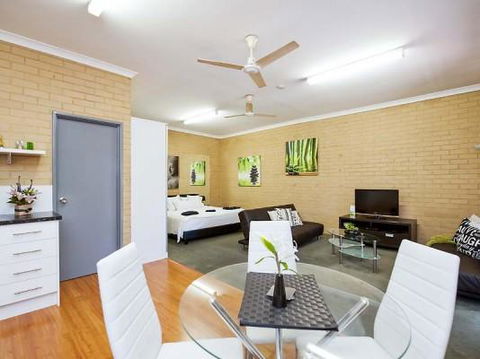 Garden Studio - Hotel VIC 4