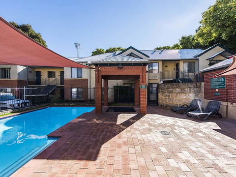 Subiaco Village 28 - Hotel VIC 21