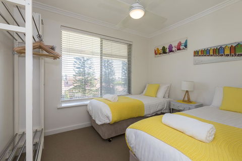 Cottesloe Beach Pines Apartment - Hotel VIC 8