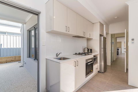 Karrinyup Waters Luxury House Rental - Hotel VIC 15