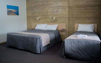 Book Hopetoun Accommodation Vacations Hotel VIC Hotel VIC