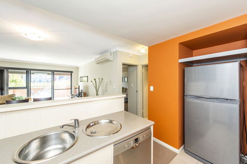 Subiaco Emporium Apartment - Hotel VIC 18