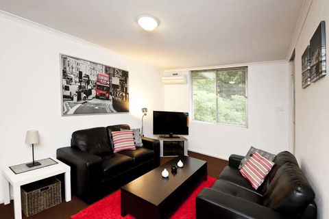 Cunningham Terrace 8 - Hotel VIC 5