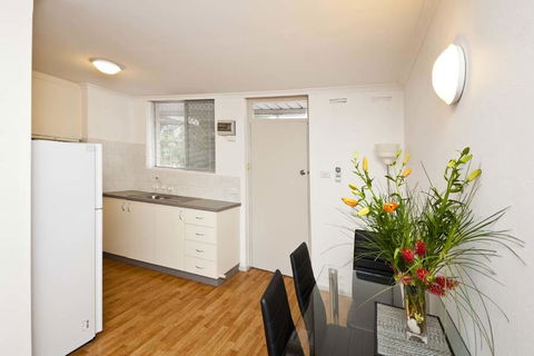 Cunningham Terrace 8 - Hotel VIC 4