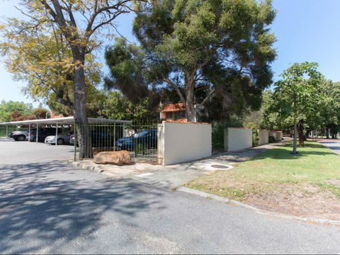 Rosalie In Shenton Park - Hotel VIC 19