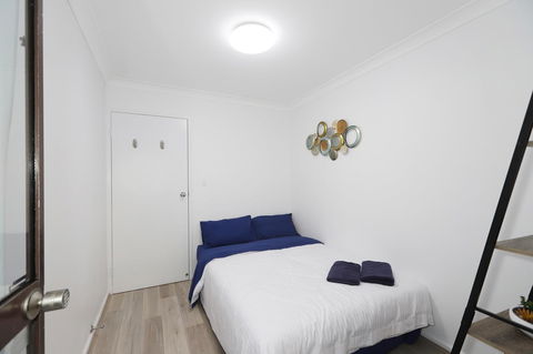 West Beach Lagoon 221 - Stylish Apartment! - Hotel VIC 3