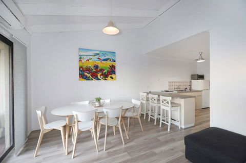 West Beach Lagoon 221 - Stylish Apartment! - Hotel VIC 8