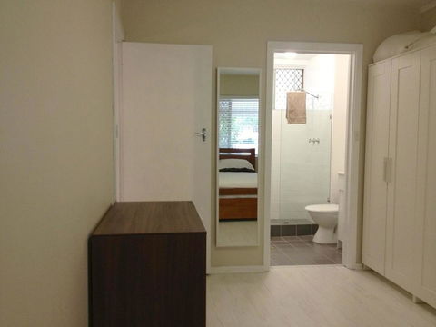 Townshend Rd - Hotel VIC 13