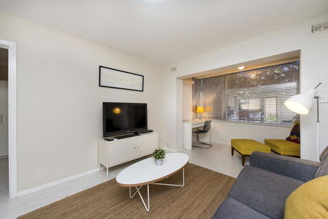 Townshend Rd - Hotel VIC 7