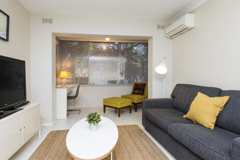 Townshend Rd - Hotel VIC 39