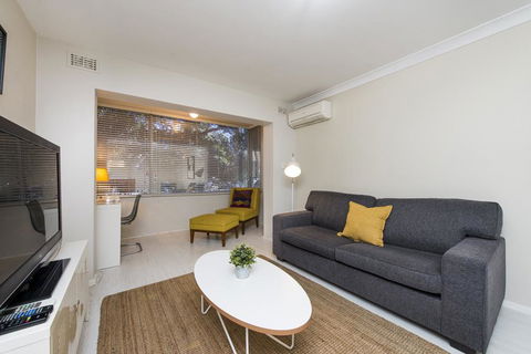 Townshend Rd - Hotel VIC 41