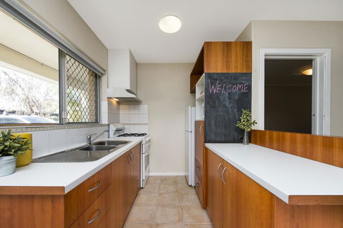 Townshend Rd - Hotel VIC 11