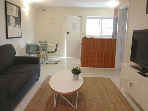 Townshend Rd - Hotel VIC 6
