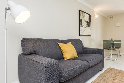 Townshend Rd - Hotel VIC 43
