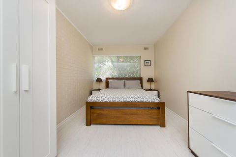 Townshend Rd - Hotel VIC 20