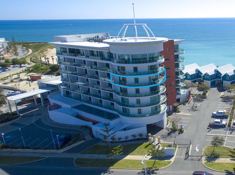 A 406 FANTASTIC OCEAN BEACH And MARINA VIEW APT - MANDURAH - Hotel VIC 24