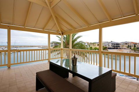 The Marina Hotel - Mindarie - Hotel VIC 7
