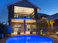 Book Kalbarri Accommodation Vacations Hotel VIC Hotel VIC