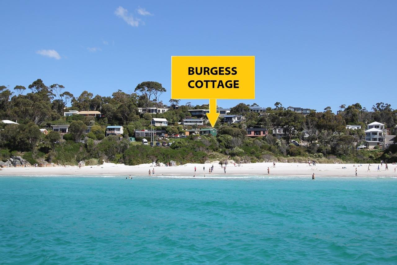 Binalong Bay TAS Hotel VIC