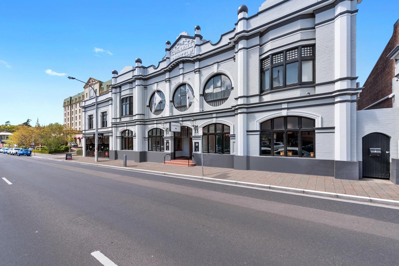 Launceston TAS Hotel VIC