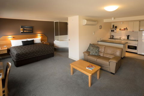 The Old Woolstore Apartment Hotel - Hotel VIC 25