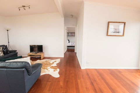 Ocean View Getaway - Hotel VIC 1