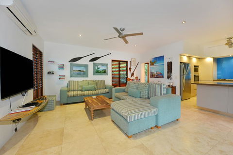 Oceaneyes Getaway - Hotel VIC 2
