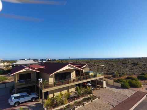 On The Deck @ Shark Bay - Hotel VIC 0