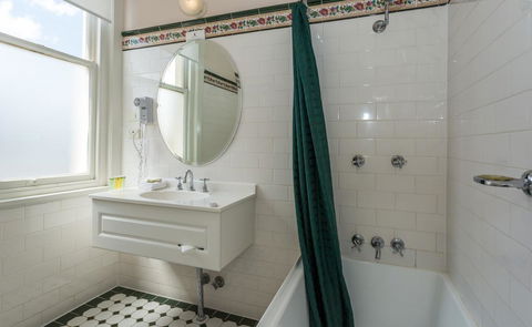 Palais Royale - Hotel VIC 2