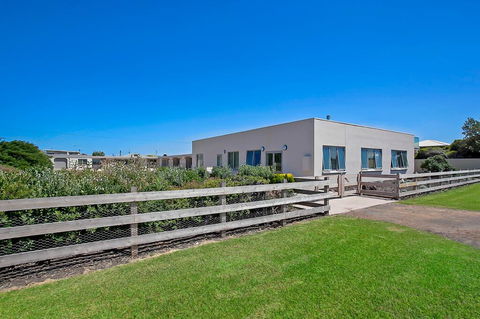 Peterborough House Motel - Hotel VIC 1