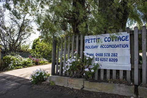 Pettit Cottage - Hotel VIC 1