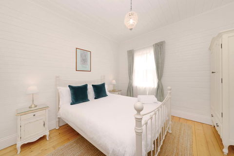 Poet's Cottage - Fireplace, Close To Treks - Hotel VIC 3
