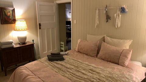 Pool House - Hotel VIC 2