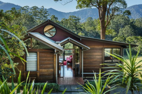 Promised Land Retreat - Hotel VIC 0