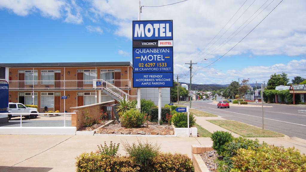 Googong NSW Hotel VIC