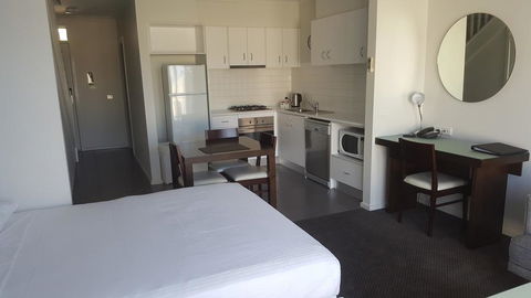 Quest Sanctuary Lakes - Hotel VIC 3