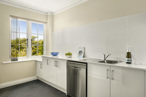 Quest Trinity House - Hotel VIC 3