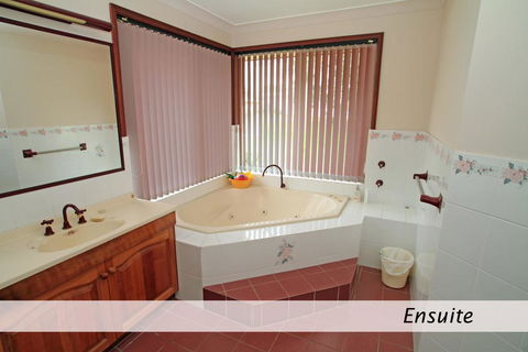 Ray Of Sunshine - Waterfront Reserve - Hotel VIC 3