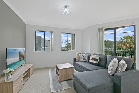 REDFERN 3 BEDROOM APARTMENT FREE PARKING WALK TO CENTRAL STATION NRE187 - Hotel VIC 0