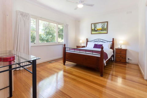RENOVATED BEACH BEAUTY - ROSEBUD - Hotel VIC 3