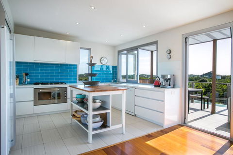 Saltaire - Hotel VIC 2