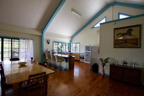 Samford Lakes - Hotel VIC 3