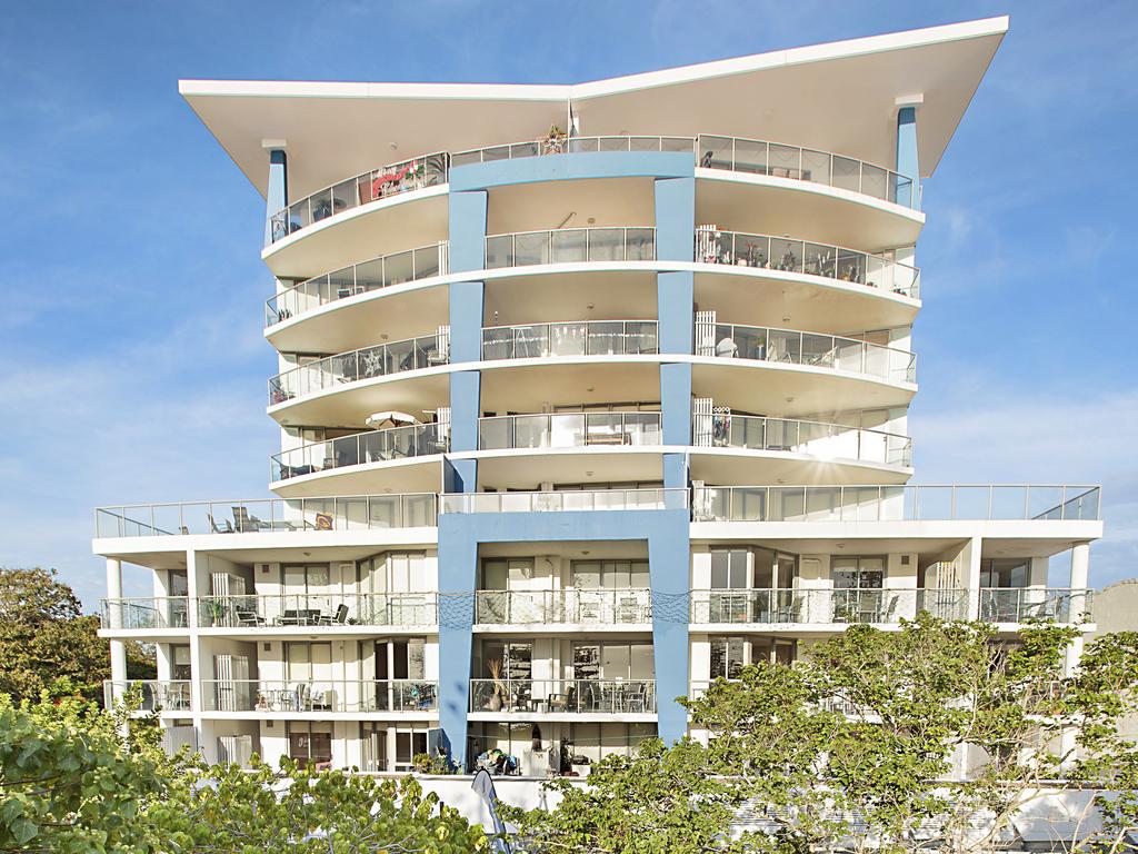 Arana Hills QLD Hotel VIC
