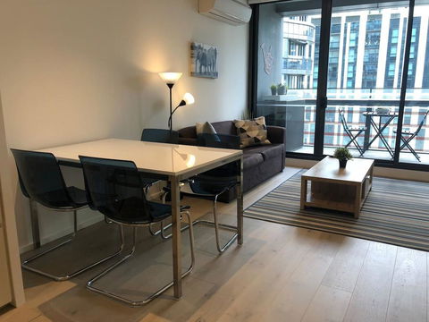 Scarlett - Docklands Delight Balcony, Gym & Pool - Hotel VIC 1