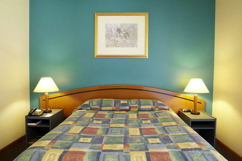 Seasons Hotel Newman - Hotel VIC 2