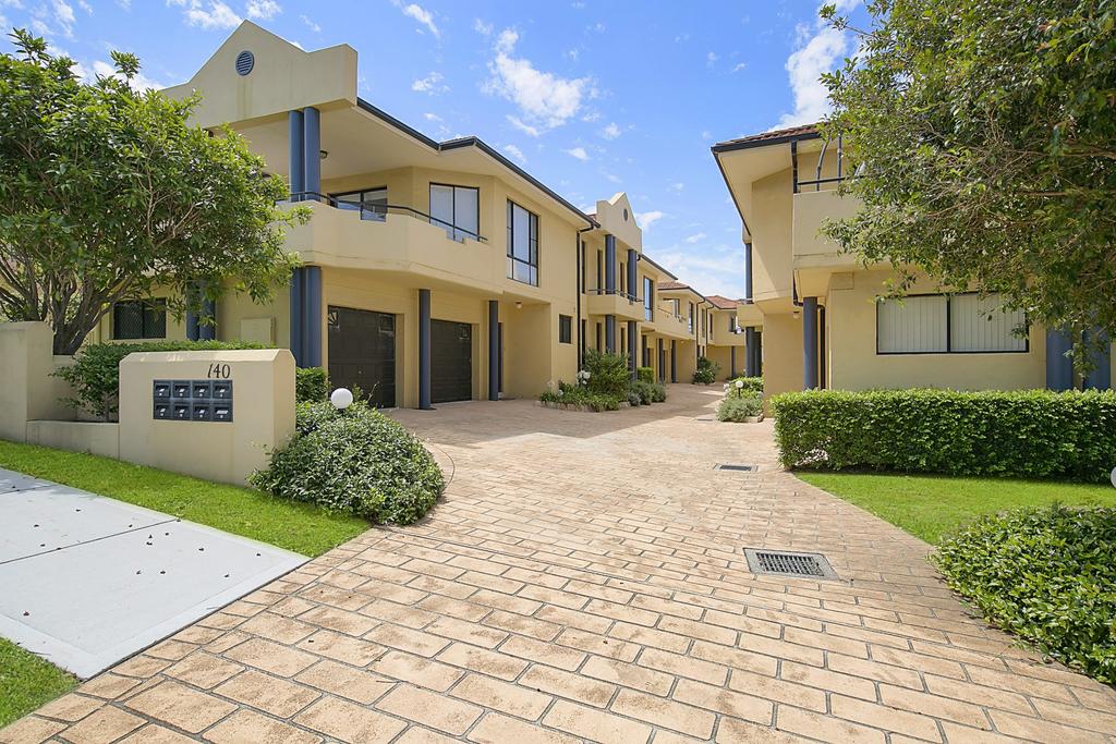 Toowoon Bay NSW Hotel VIC