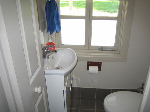 Showgrounds Cottage Naracoorte - Hotel VIC 2