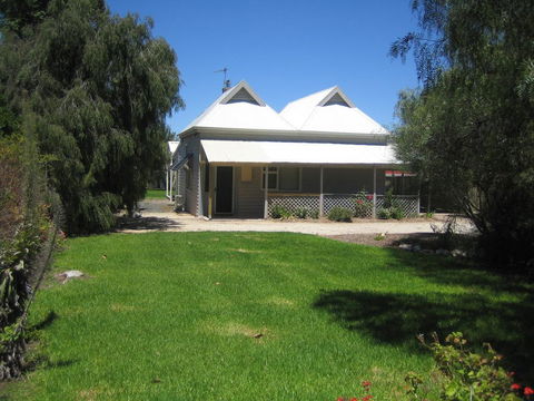 Showgrounds Cottage Naracoorte - Hotel VIC 0