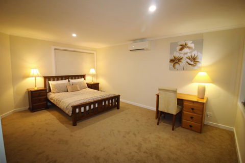 Silver House - Melbourne Airport Accommodation - Hotel VIC 0